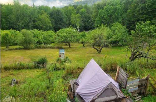 Braintree House | Historic Hilltop Farmstead with Sweeping Views & Private Hot Tub