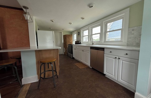 Chincoteague House | Historic Home Close to Main Street