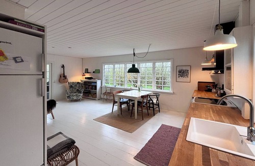 Ebeltoft House | Historic holiday home near the beach in Ahl