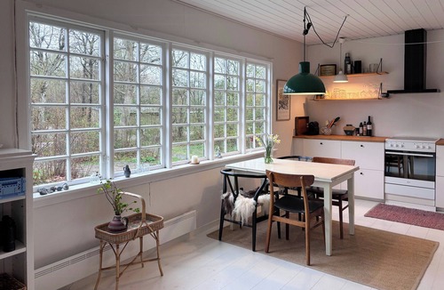 Ebeltoft House | Historic holiday home near the beach in Ahl