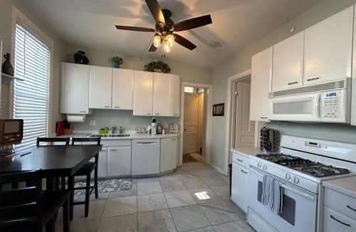 Wrigleyville House | Historic home 1-min walk to Wrigley Field