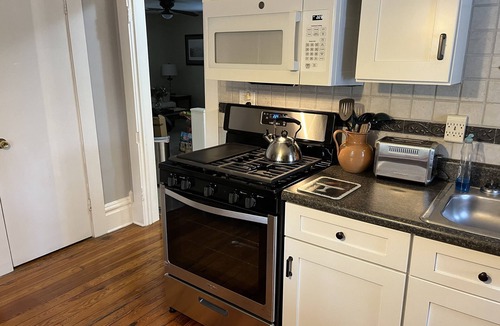 Tarpon Springs Apartment | Historic Home/Apt.