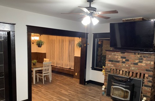 Northwest Everett House | Historic home close to down town Everett