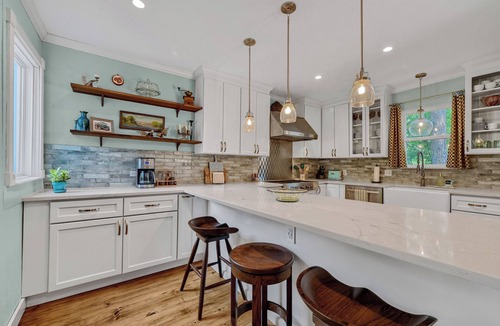 Denison House | Historic home half a mile from Downtown Denison and minutes to Lake Texoma.