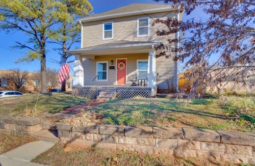 Guthrie House | Historic Home Half-Mile to Downtown Guthrie!