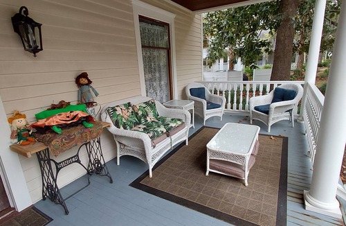 Woodbine House | Historic Home In Centrally Located Town