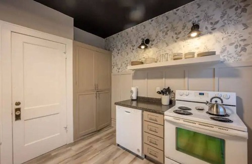 Red Wing Apartment | Historic Home in Red Wing Character & Convenience