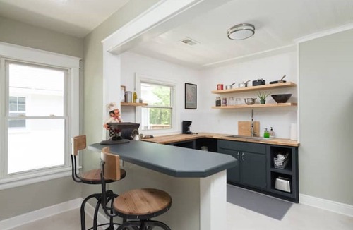 Hanover Place House | Historic Home in the Heart of the City on Street Car Line