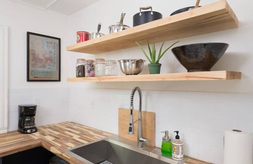Hanover Place House | Historic Home in the Heart of the City on Street Car Line