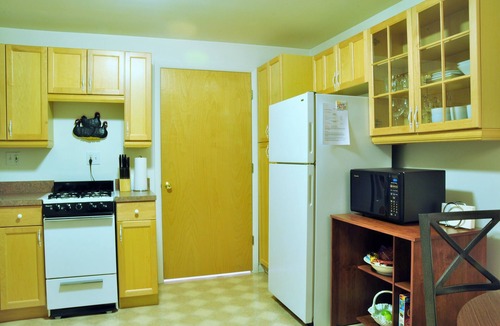 South Side Flats Apartment | Historic Home In The South Side