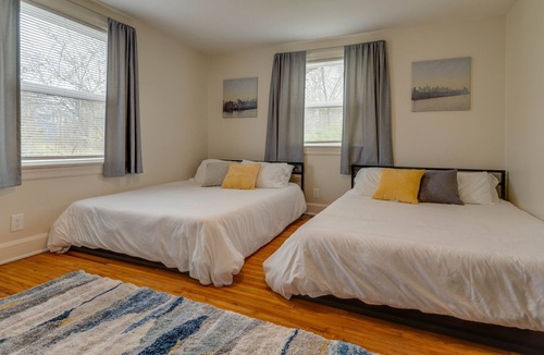 Eastwood House | Historic home perfect for couples and families!