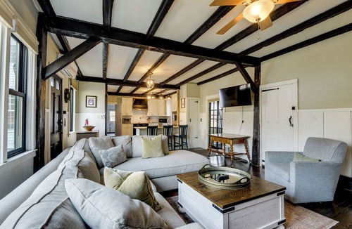 Royalston House | Historic Home w/Modern Updates on < 4 Acres