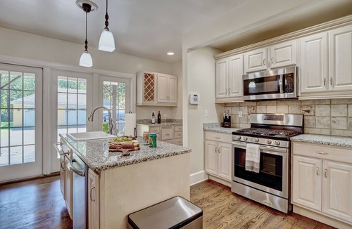 Southern Pines House | Historic Home w/hot tub, steps from everything!
