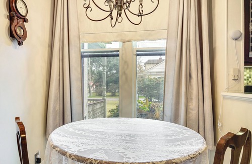 Jeanerette House | Historic Home w/Wraparound Porch + Private Yard!