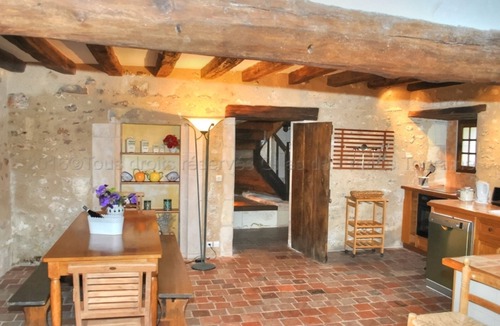 Les Bucherons Cottage | Historic home with heated pool & pets allowed, near Beauval Zoo