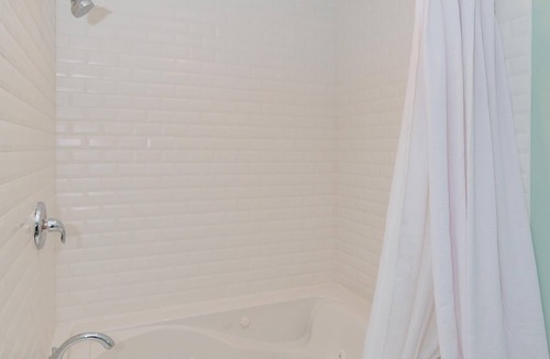 Broadalbin Hotel | Historic Hotel Broadalbin