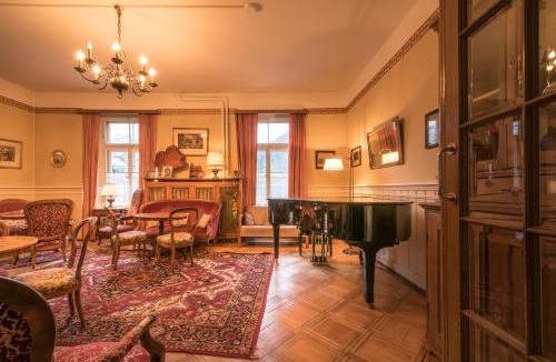 Wengen Hotel | Historic Hotel Falken