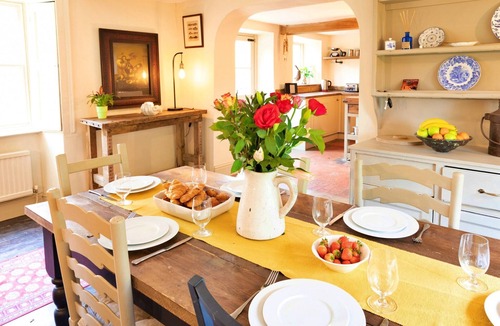 Twywell House | Historic House by River Nene & Beach Access