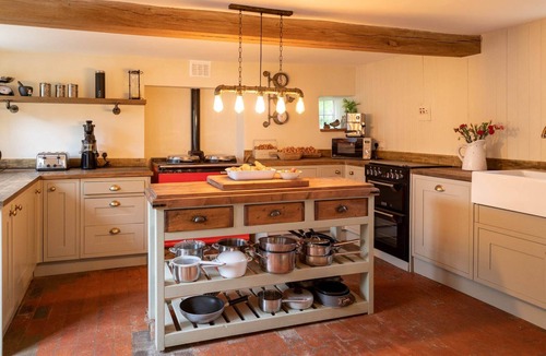 Twywell House | Historic House by River Nene & Beach Access