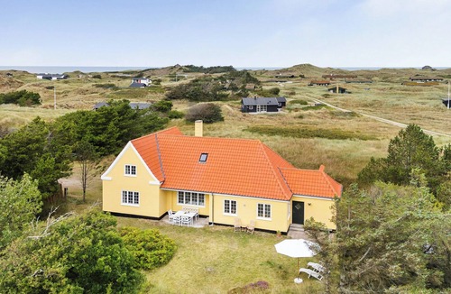 Kandestederne House | Historic house near Råbjerg Mile and North Sea