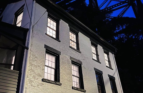 Kingston House | Historic house overlooking Rondout Creek