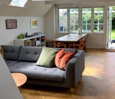 Dronningmolle House | Historic House With Exposed Beams Near Hornbæk