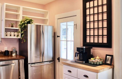 Forest Grove House | Historic Hughes House 3BR