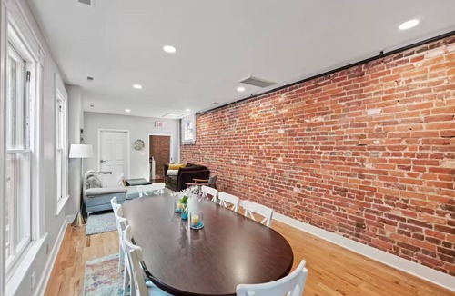 City Center House | Historic Jackson Ward Row House - E Clay St