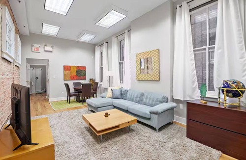 City Center House | Historic Jackson Ward Row House - E Clay St