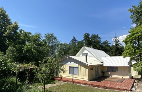 Colville House | Historic Lake Roosevelt Home