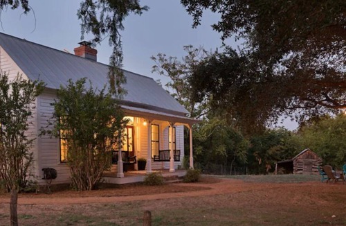 Llano Cottage | Historic Lodging on Outer Banks of Llano River, Steps to Historic Main Street