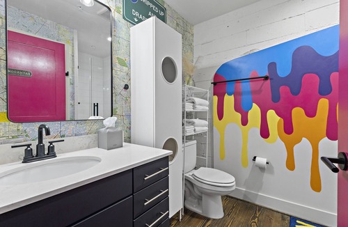 Greater East End Apartment | Historic loft in Downtown Houston
