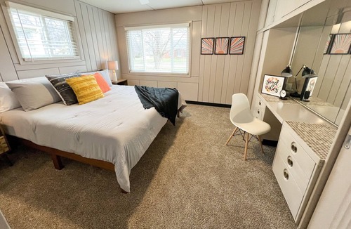 Dallas Center House | Historic Lustron home near the RRVT, 72 m paved bike trail