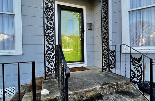Monte Vista House | Historic Luxurious Home in Monte Vista/The Pearl/Downtown