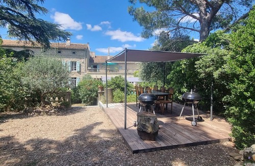 Barbaira House | Historic maison de maître 4 person apt with AC in Barbaira 10mins to Carcassonne