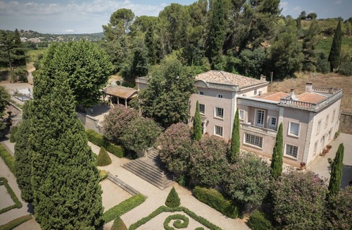 Clermont-l'Herault Villa | Historic manor with pool, vineyards & French gardens