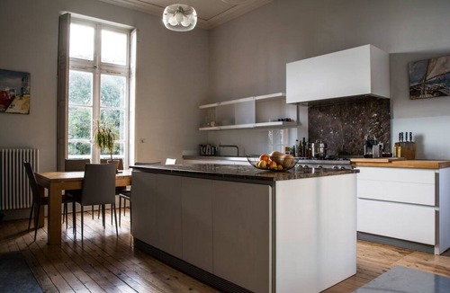 Flourens Villa | Historic manor with private park & pool, 15 min from Toulouse