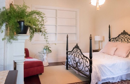 Esplanade Ridge House | Historic mansion close to FQ with large courtyard