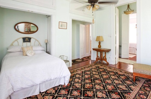 Esplanade Ridge House | Historic mansion close to FQ with large courtyard