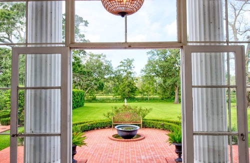 Franklin House | Historic Mansion on the Bayou