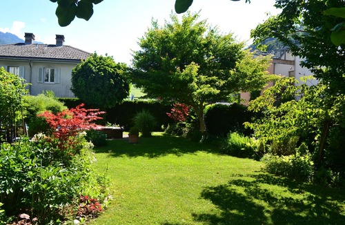 Schwanden Apartment | Historic manufacturer's villa Apartment ground floor and 1st floor