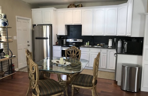 Southside House | Historic Mediterranean Two Bedroom Retreat