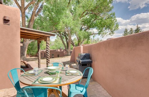 Taos House | Historic Millicent Rogers Guest House w/Hot Tub