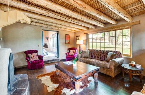Taos House | Historic Millicent Rogers Guest House w/Hot Tub