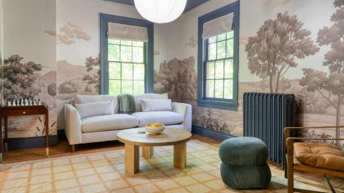 Town of Marbletown House | Historic Modern on Main by AvantStay