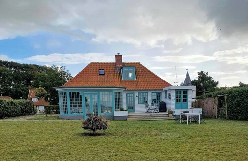 Gilleleje House | Historic New England house by Gilleleje harbour