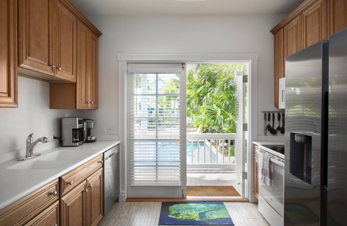 Old Town House | Historic Old Town Key West Rental Compound - 11 Beds, 4 Sleeper Sofas, 20 Guests