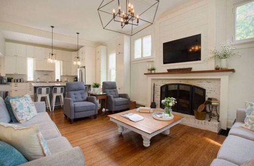 Crescent Hill House | Historic Peterson Mansion