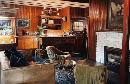 Seaview Hotel | Historic Queen at Shelburne Hotel