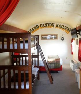 Williams Hotel | Historic Rail car on route 66